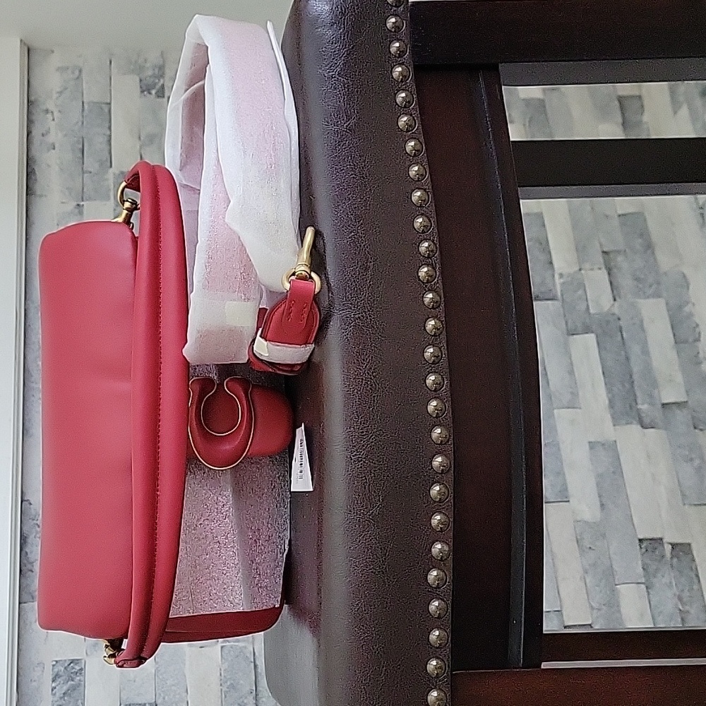 Coach pillow tabby 26 shoulder bag in Red Apple